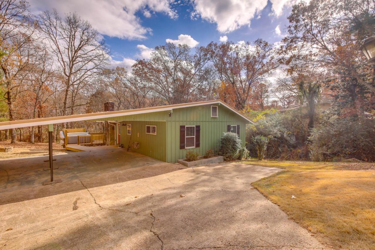 Pet-Friendly Chattanooga Cabin With Hot Tub And Kayaks Bagian luar foto