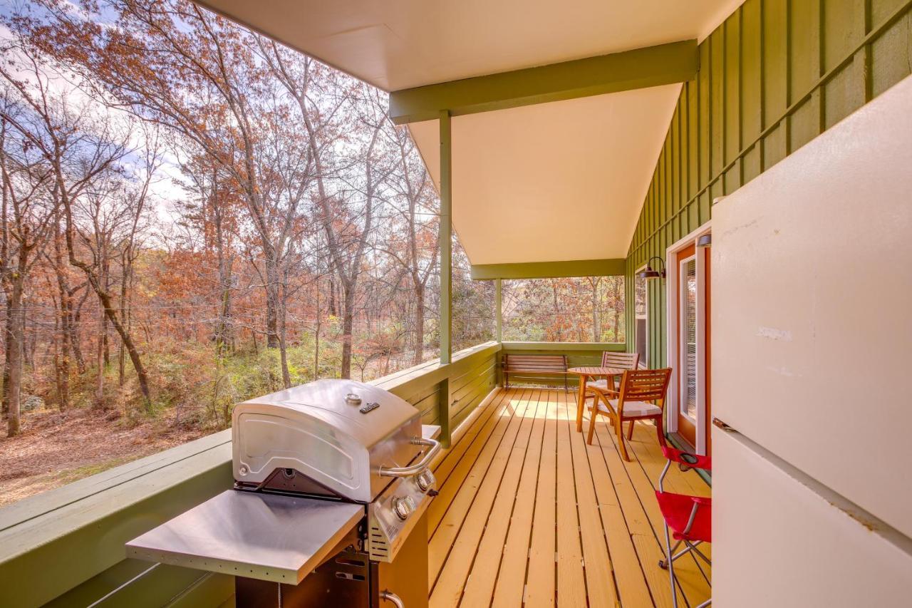 Pet-Friendly Chattanooga Cabin With Hot Tub And Kayaks Bagian luar foto