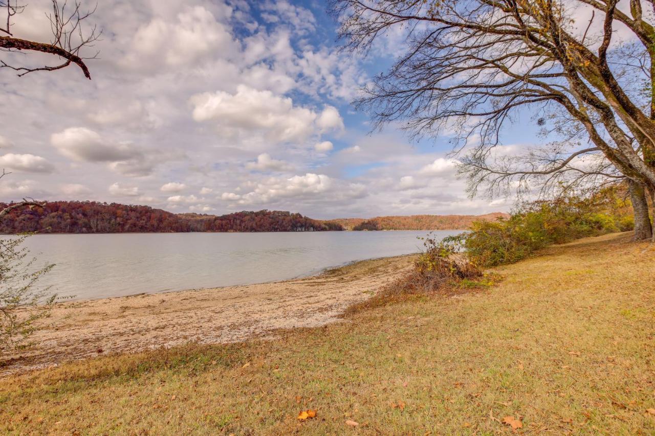 Pet-Friendly Chattanooga Cabin With Hot Tub And Kayaks Bagian luar foto